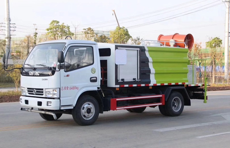 東風(fēng)5噸藍(lán)牌霧炮車